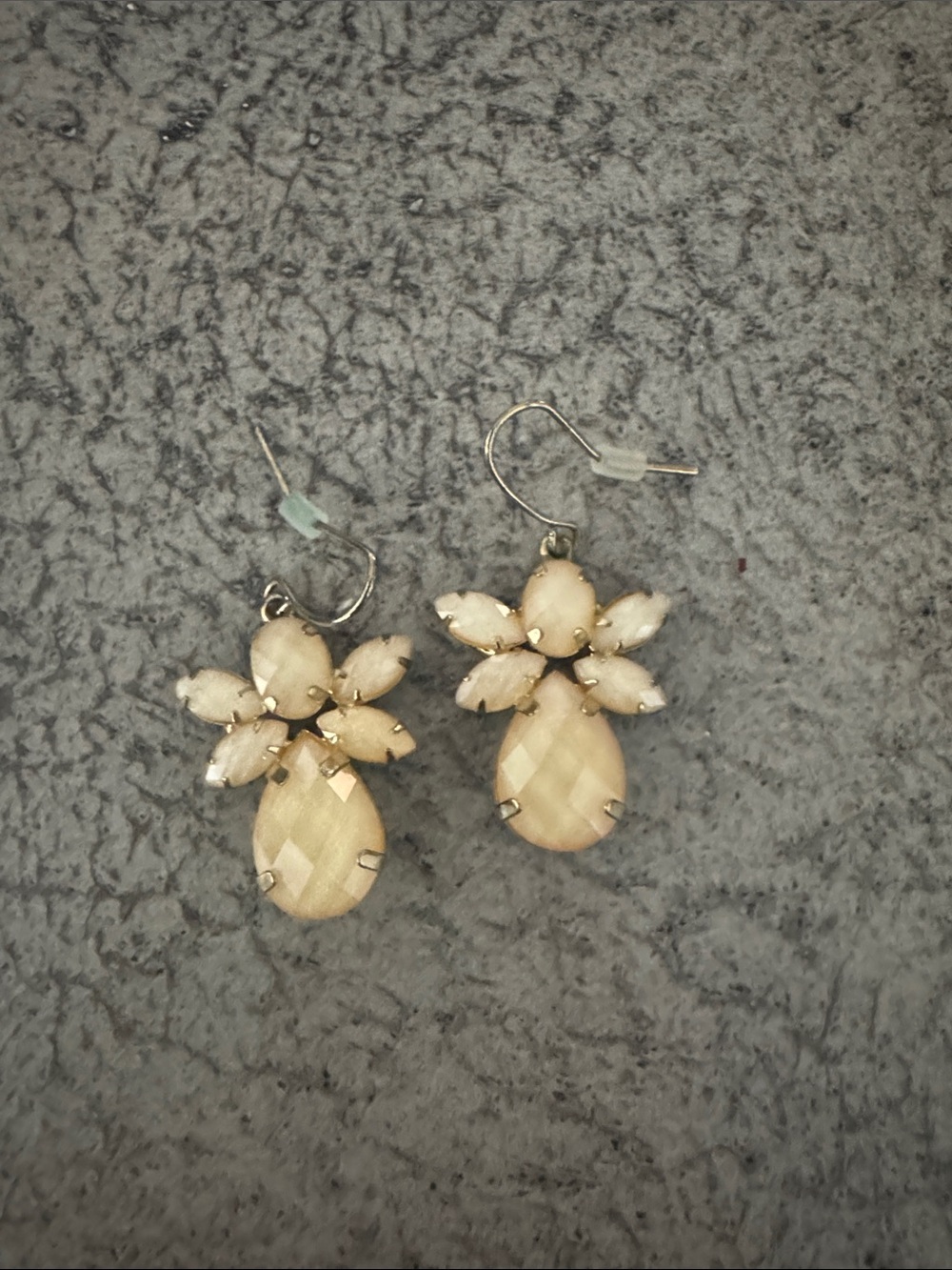 Elegant Cream Stone Drop Earrings - Brand Unspecified